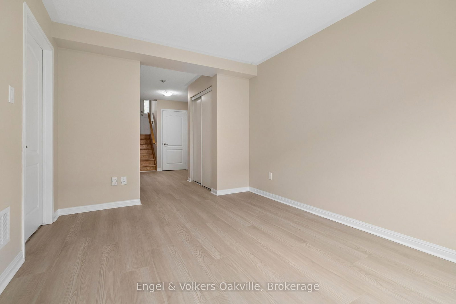 2408 Coho Way • Oakville, ON photo 47