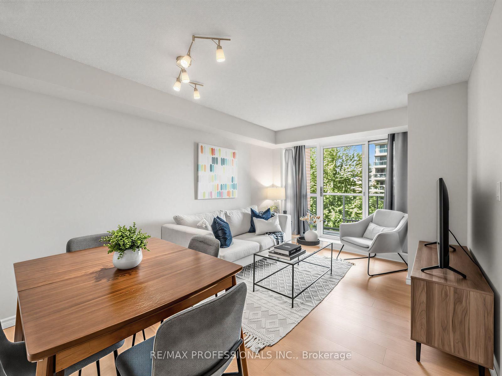 7 Michael Power Place • #509 • Toronto, ON photo 10