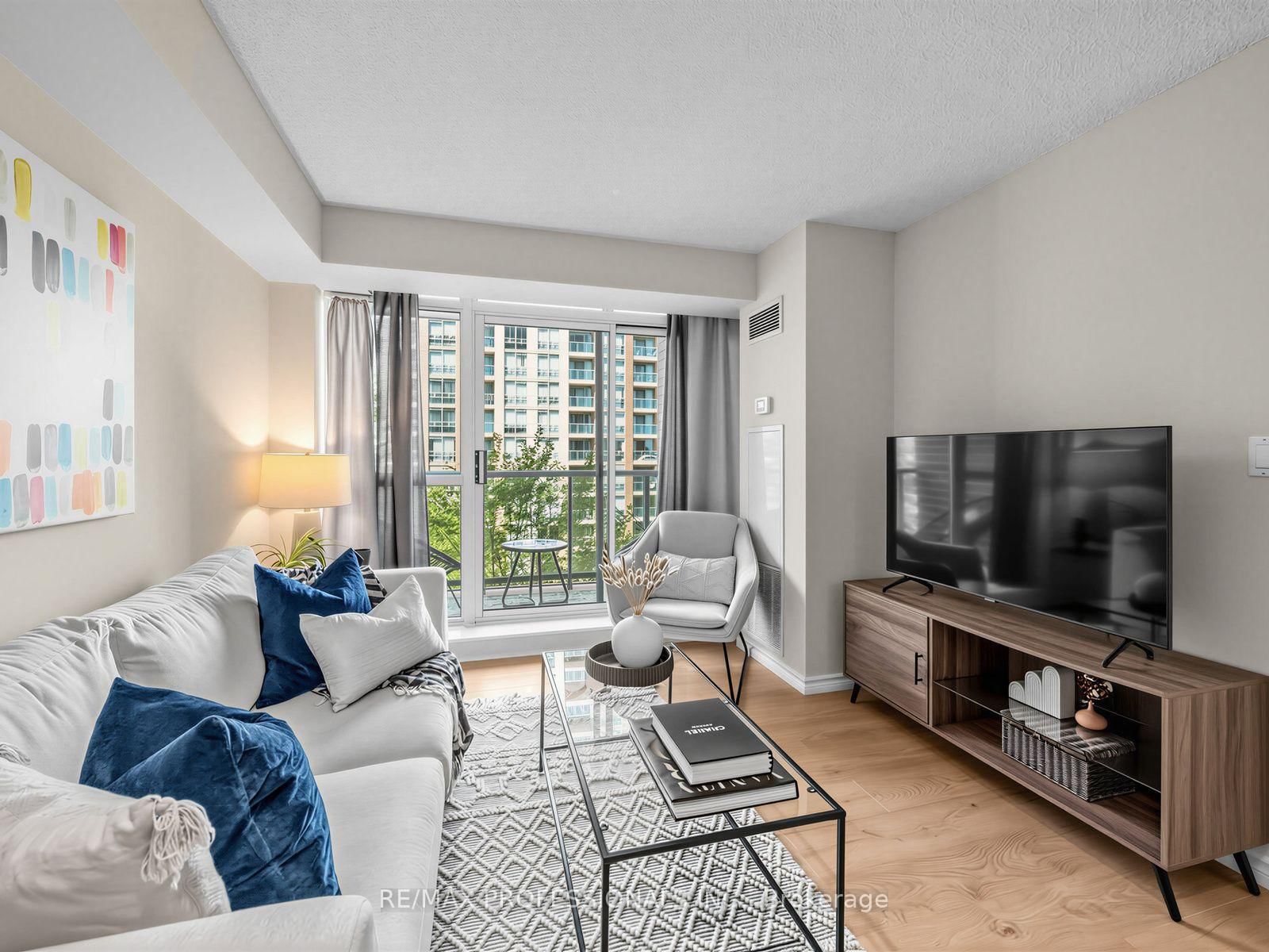 7 Michael Power Place • #509 • Toronto, ON photo 12