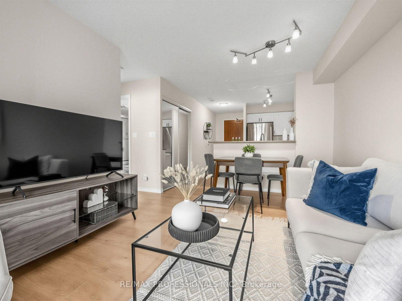 7 Michael Power Toronto,ON M9A 0A4 — Photo 13