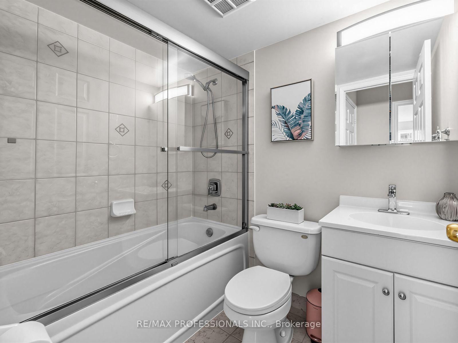 7 Michael Power Place • #509 • Toronto, ON photo 26