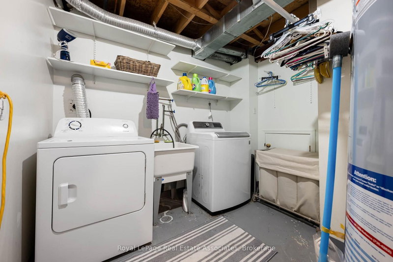 5581 Wheatland Mississauga,ON L5V 2E4 — Photo 41