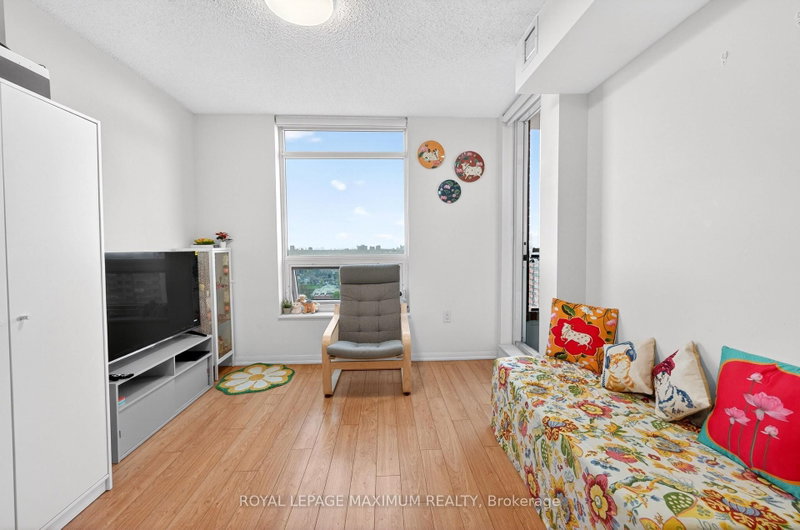 830 Lawrence Toronto,ON M6A 0B6 — Photo 15