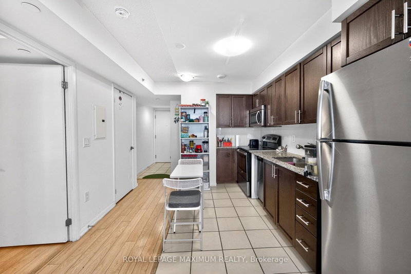 830 Lawrence Toronto,ON M6A 0B6 — Photo 19