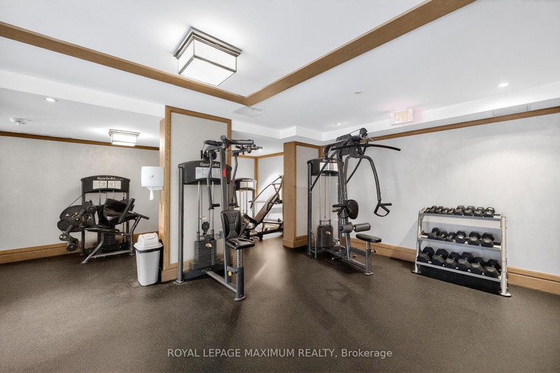 830 Lawrence Toronto,ON M6A 0B6 — Photo 36