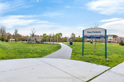830 Lawrence Toronto,ON M6A 0B6 — Photo 42