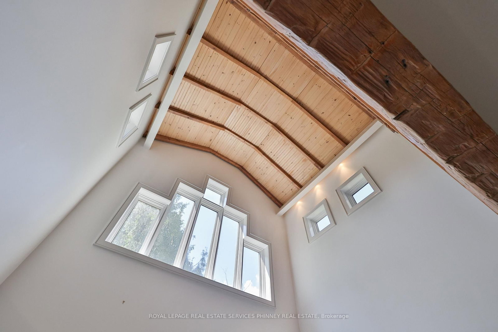 19555 Shaws Creek Road • Caledon, ON photo 24