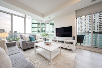 220 Burnhamthorpe Road W • #2004 • Mississauga, ON photo 5