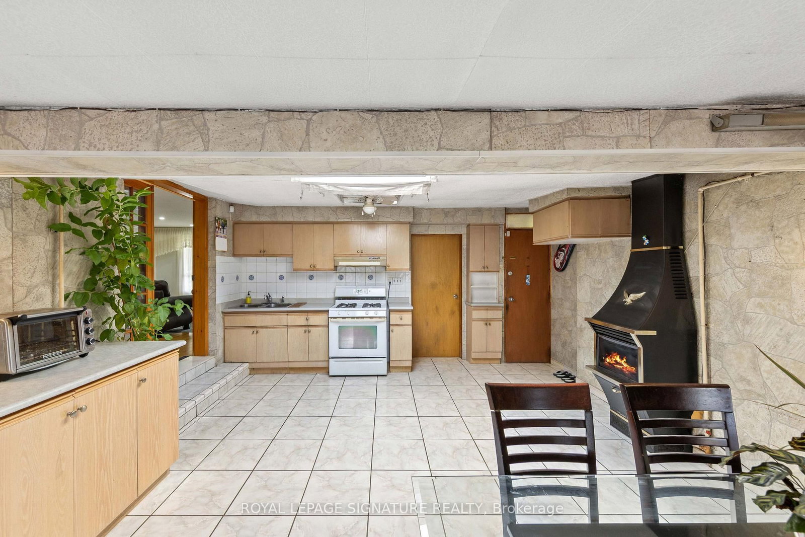 112 Kingswood Drive • Brampton, ON photo 13