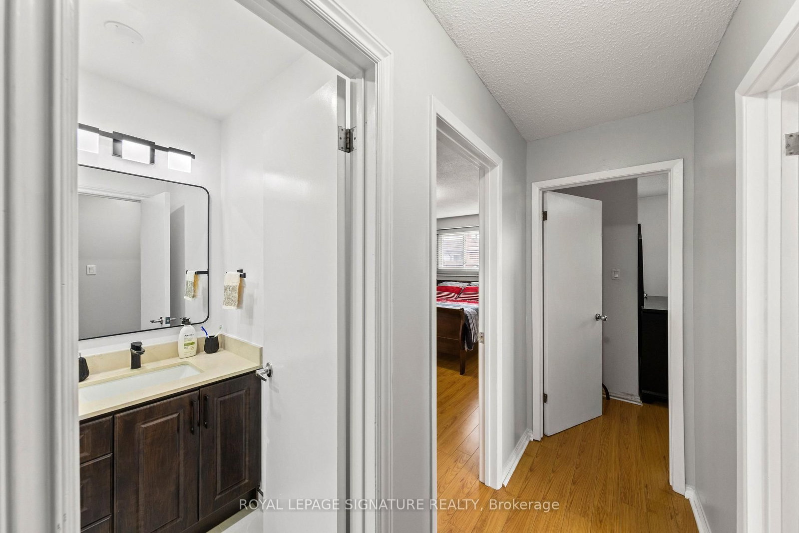112 Kingswood Drive • Brampton, ON photo 15