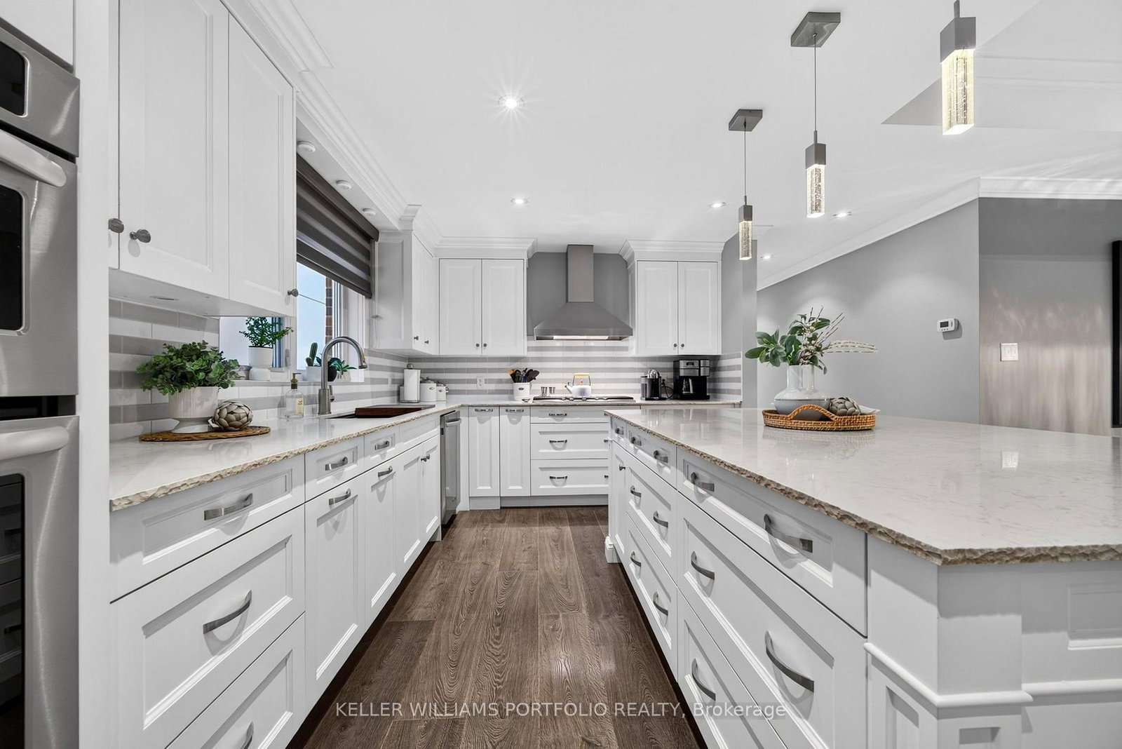 5 Northampton Drive • Toronto, ON photo 19