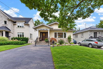 5 Northampton Drive • Toronto, ON photo 2