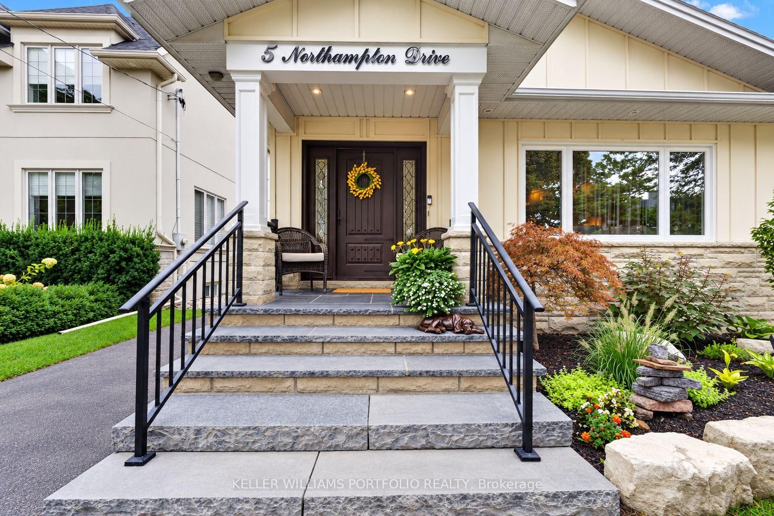 5 Northampton Drive • Toronto, ON photo 3