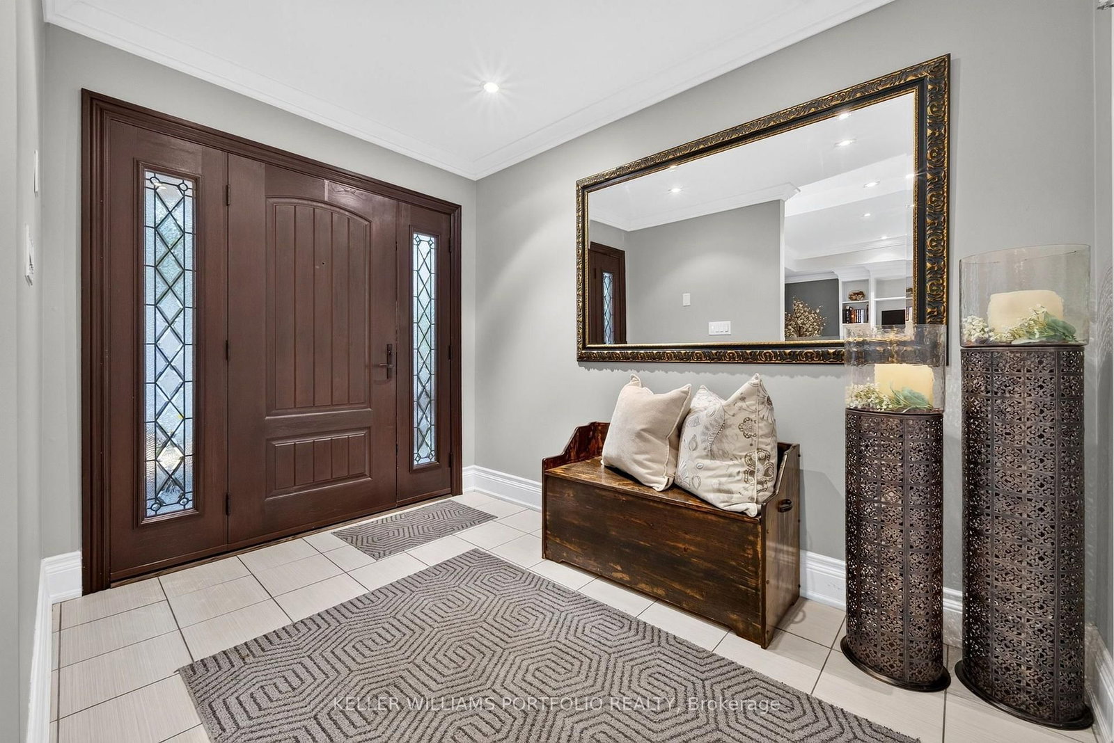 5 Northampton Drive • Toronto, ON photo 4