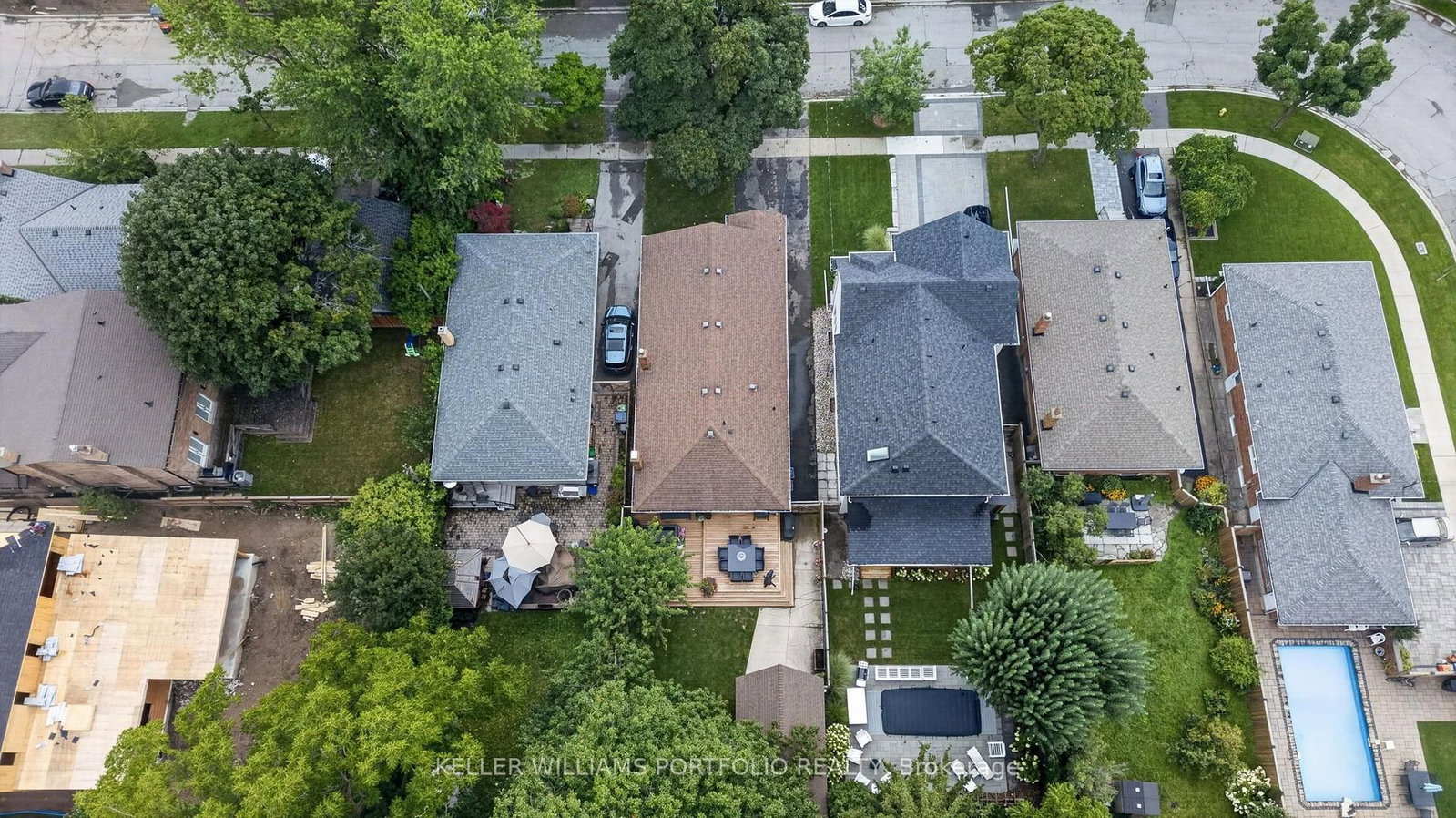 5 Northampton Drive • Toronto, ON photo 48