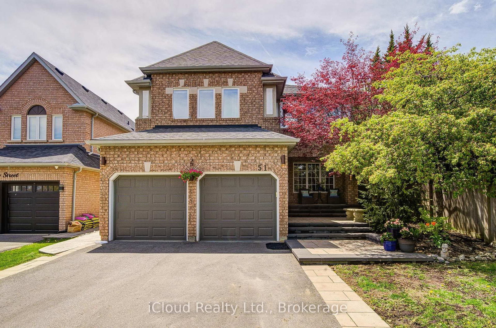 51 Early Street • Halton Hills, ON photo 1