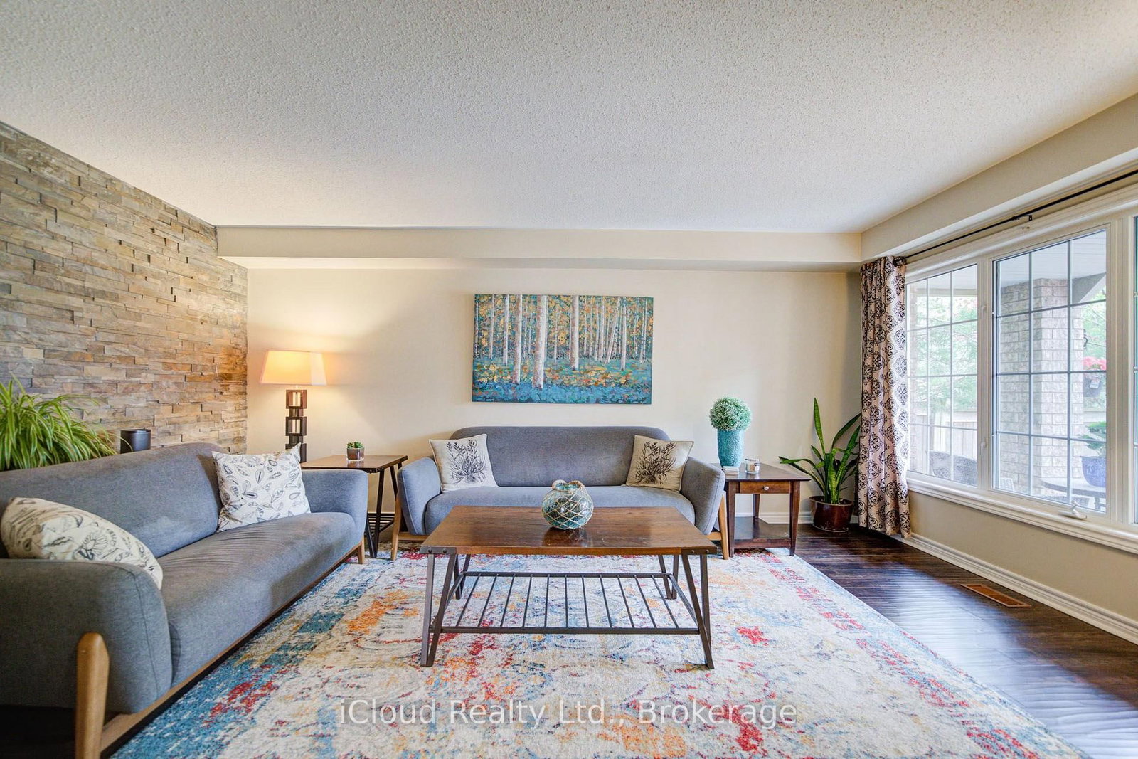 51 Early Street • Halton Hills, ON photo 7