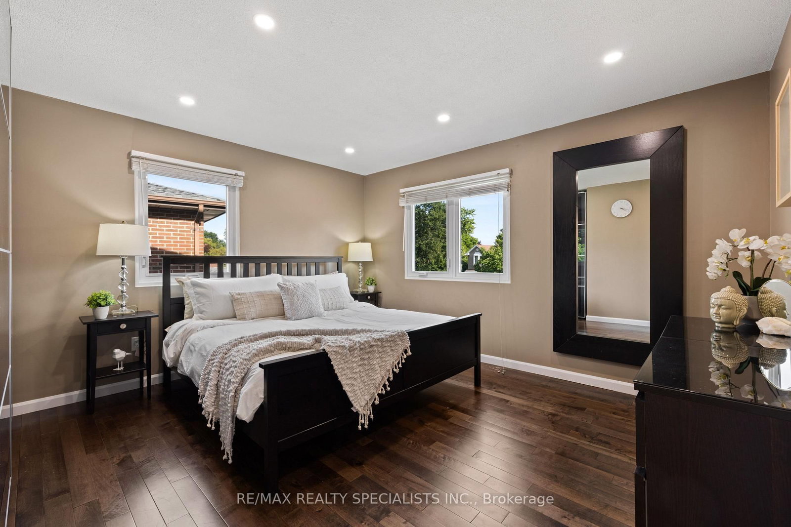 10 Lorraine Crescent • Brampton, ON photo 24