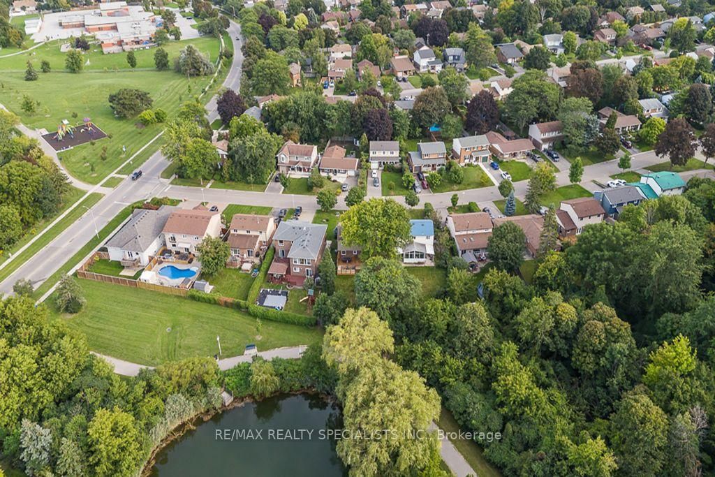 10 Lorraine Crescent • Brampton, ON photo 47