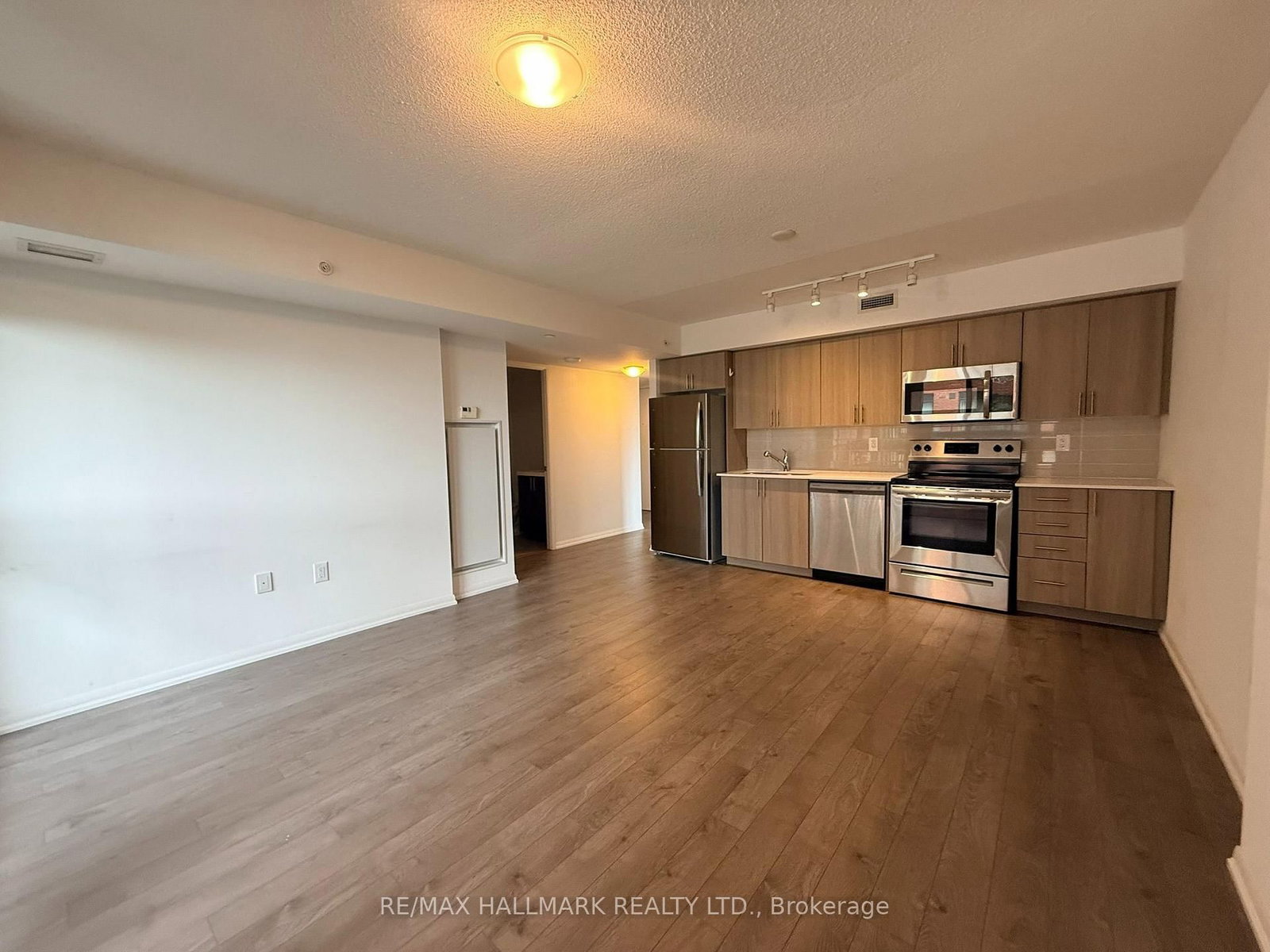 3091 Dufferin Street • #208 • Toronto, ON photo 11