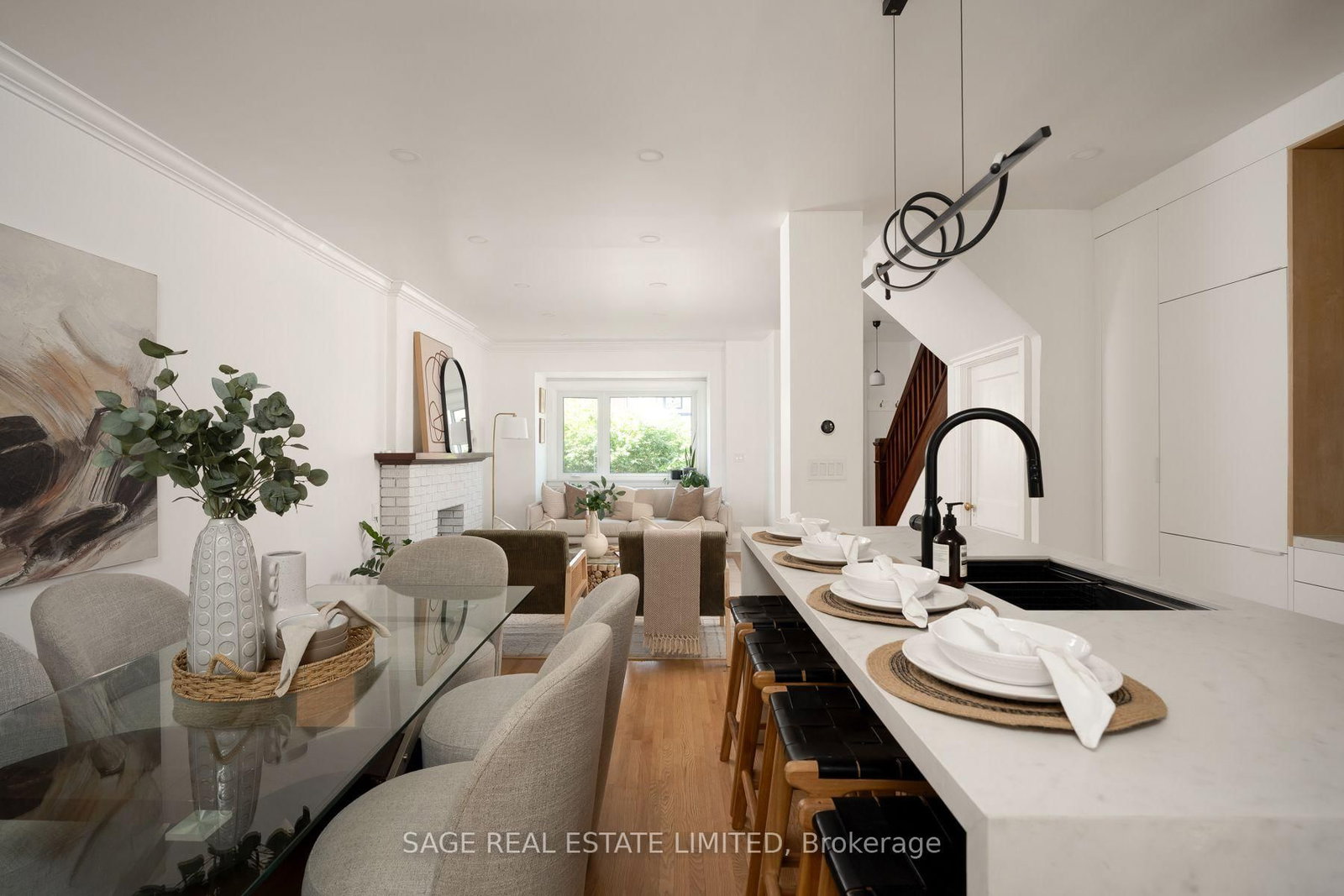31 Russett Avenue • Toronto, ON photo 12