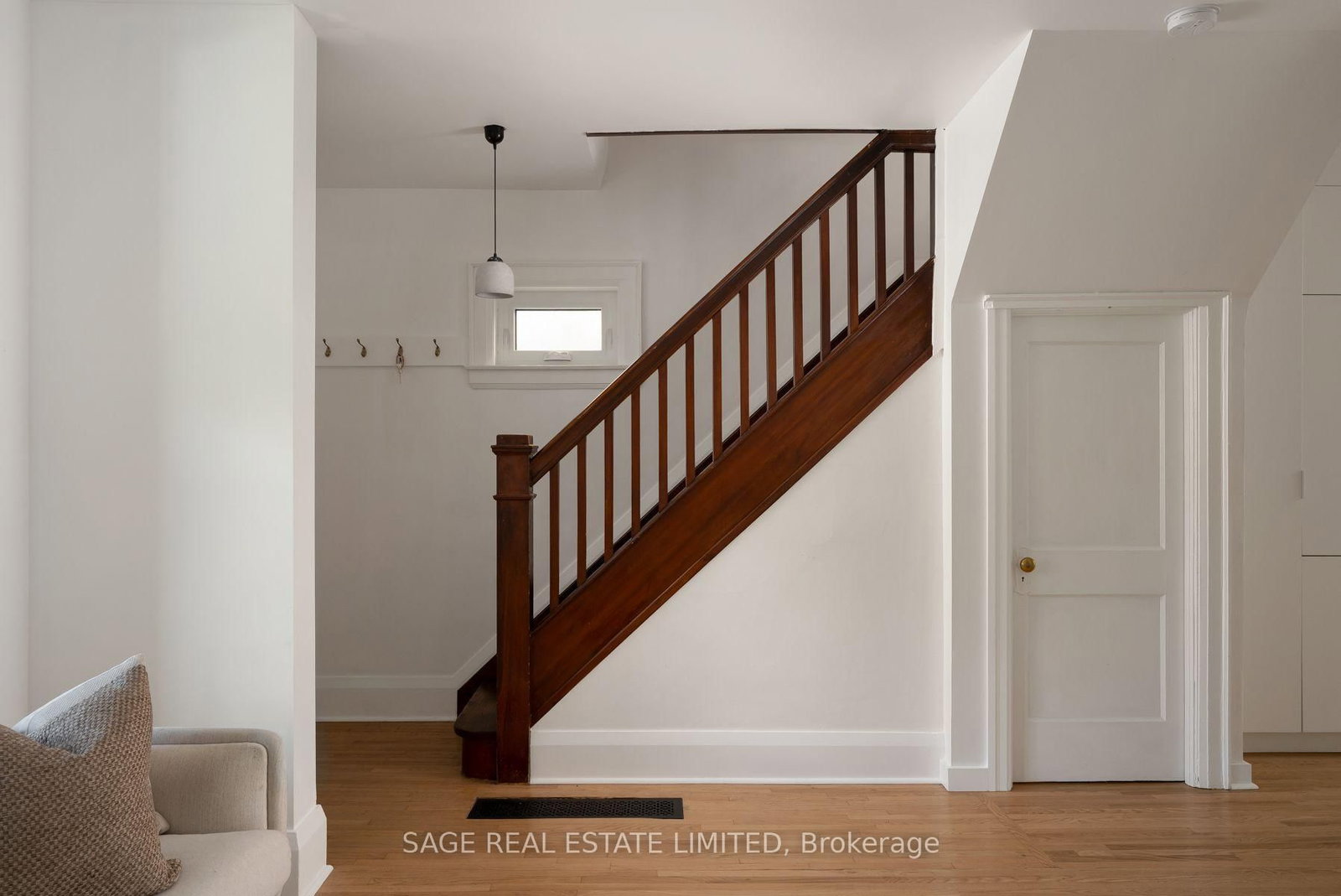 31 Russett Avenue • Toronto, ON photo 17