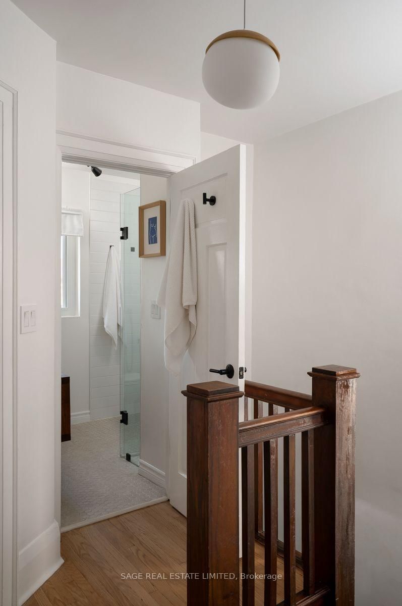 31 Russett Avenue • Toronto, ON photo 18