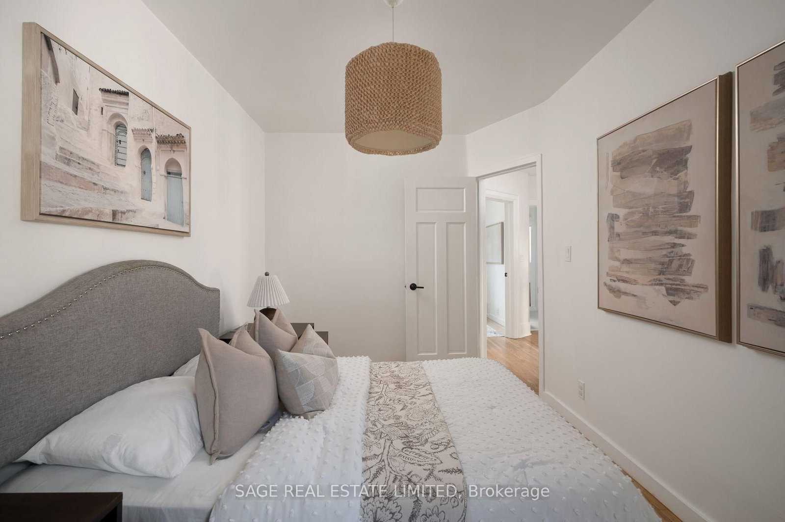 31 Russett Avenue • Toronto, ON photo 25