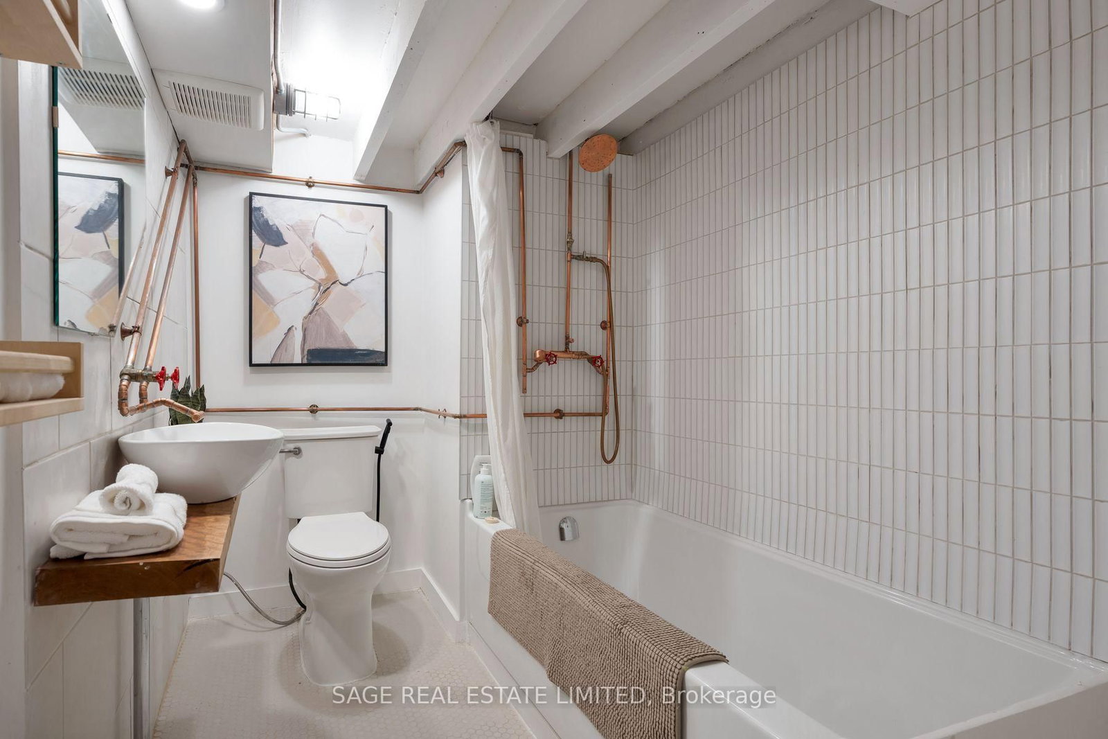 31 Russett Avenue • Toronto, ON photo 33