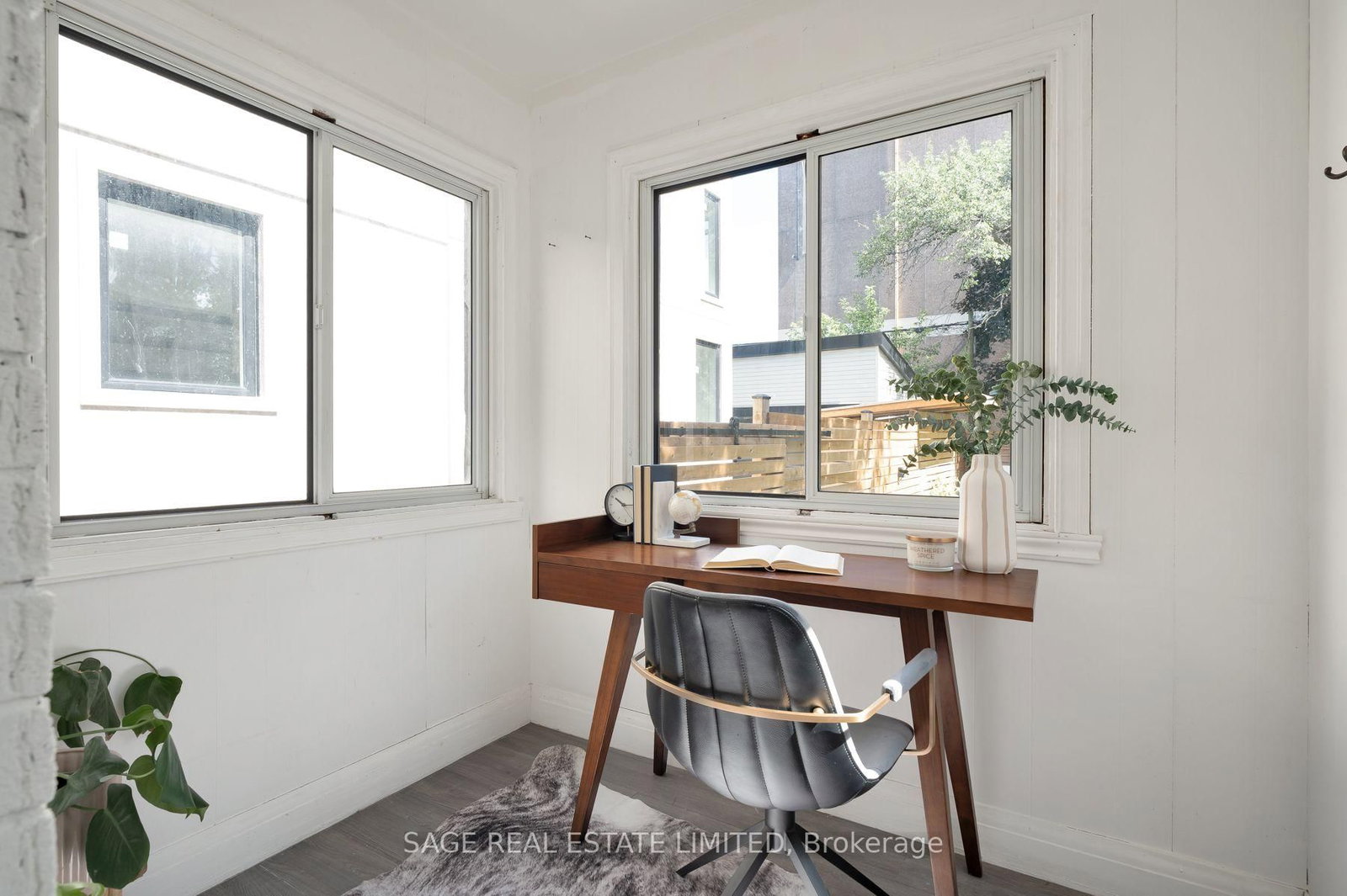 31 Russett Avenue • Toronto, ON photo 34