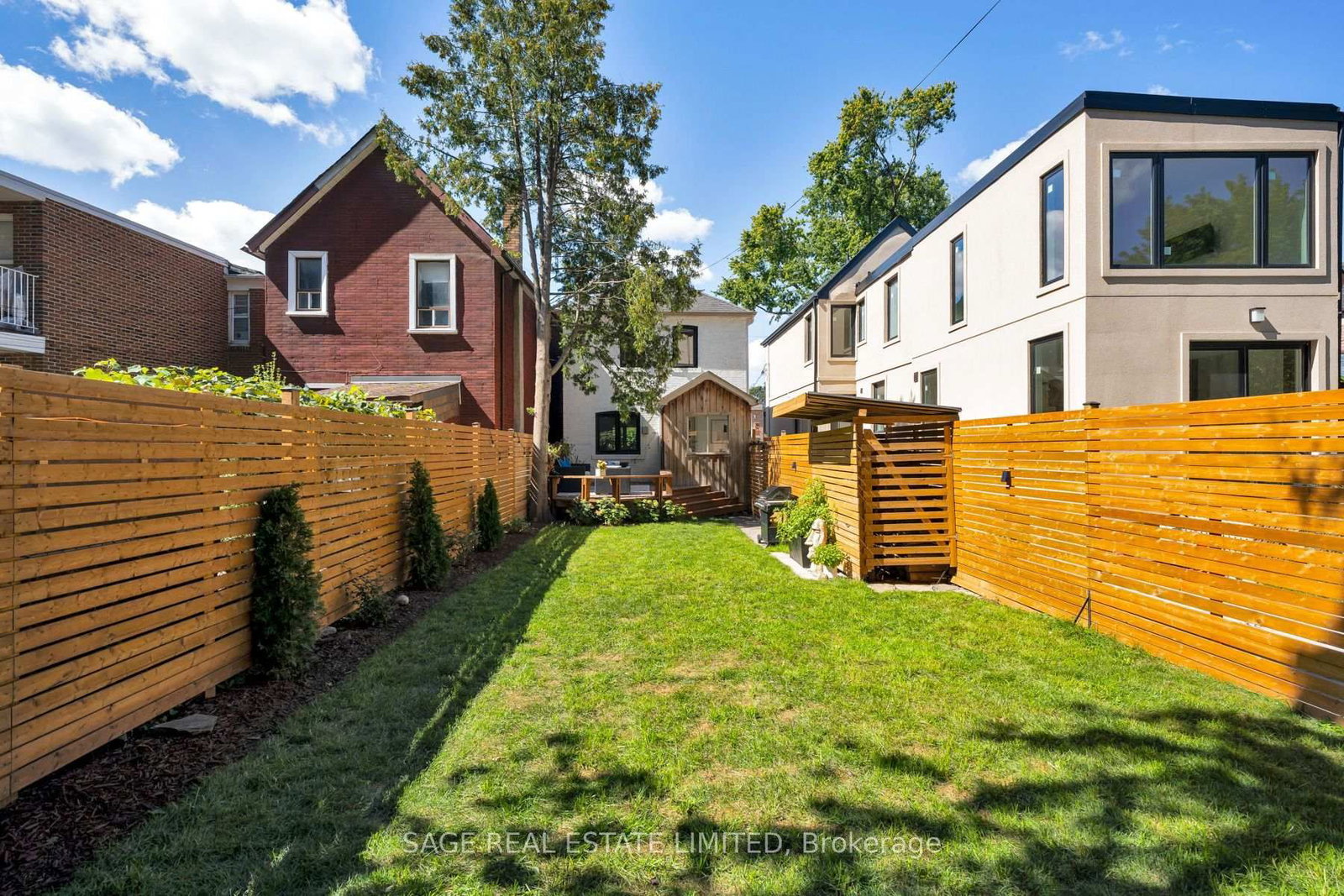 31 Russett Avenue • Toronto, ON photo 36
