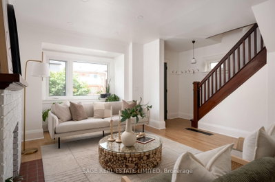 31 Russett Avenue • Toronto, ON photo 4