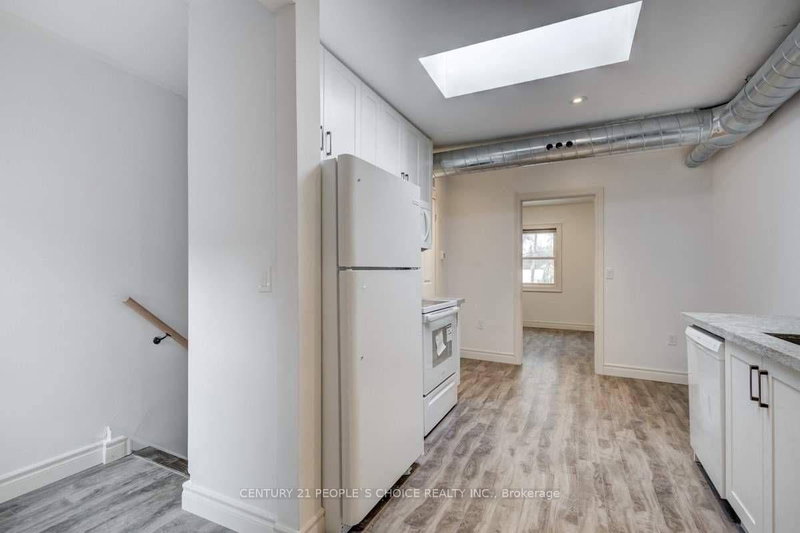2 - 1514 Queen Street W