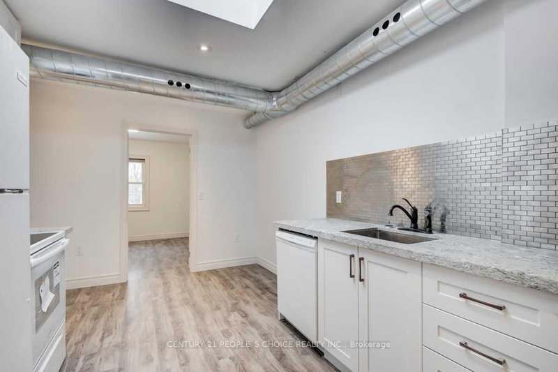 2 - 1514 Queen Street W