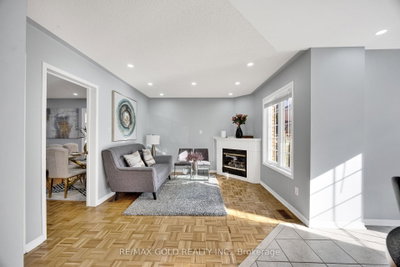 3 Marbleseed Brampton,ON L6R 2J8 — Photo 12