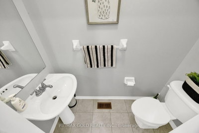 3 Marbleseed Crescent • Brampton, ON photo 8