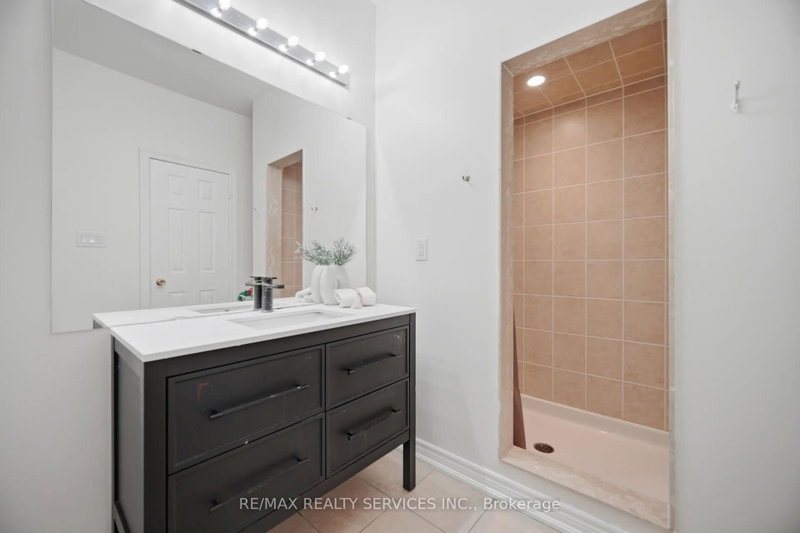 40 Balin Brampton,ON L6X 0V5 — Photo 16