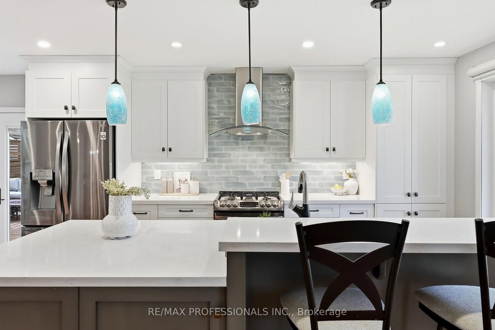 38 Ballacaine Drive • Toronto, ON photo 12