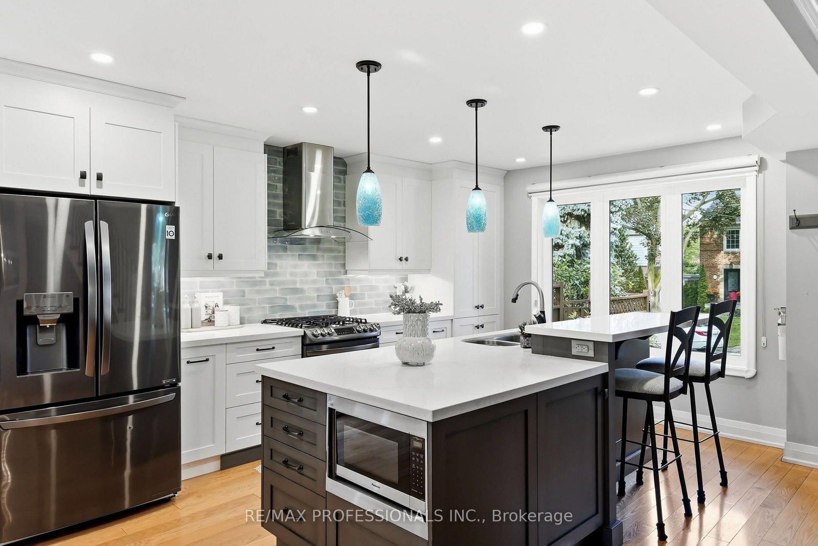 38 Ballacaine Drive • Toronto, ON photo 13