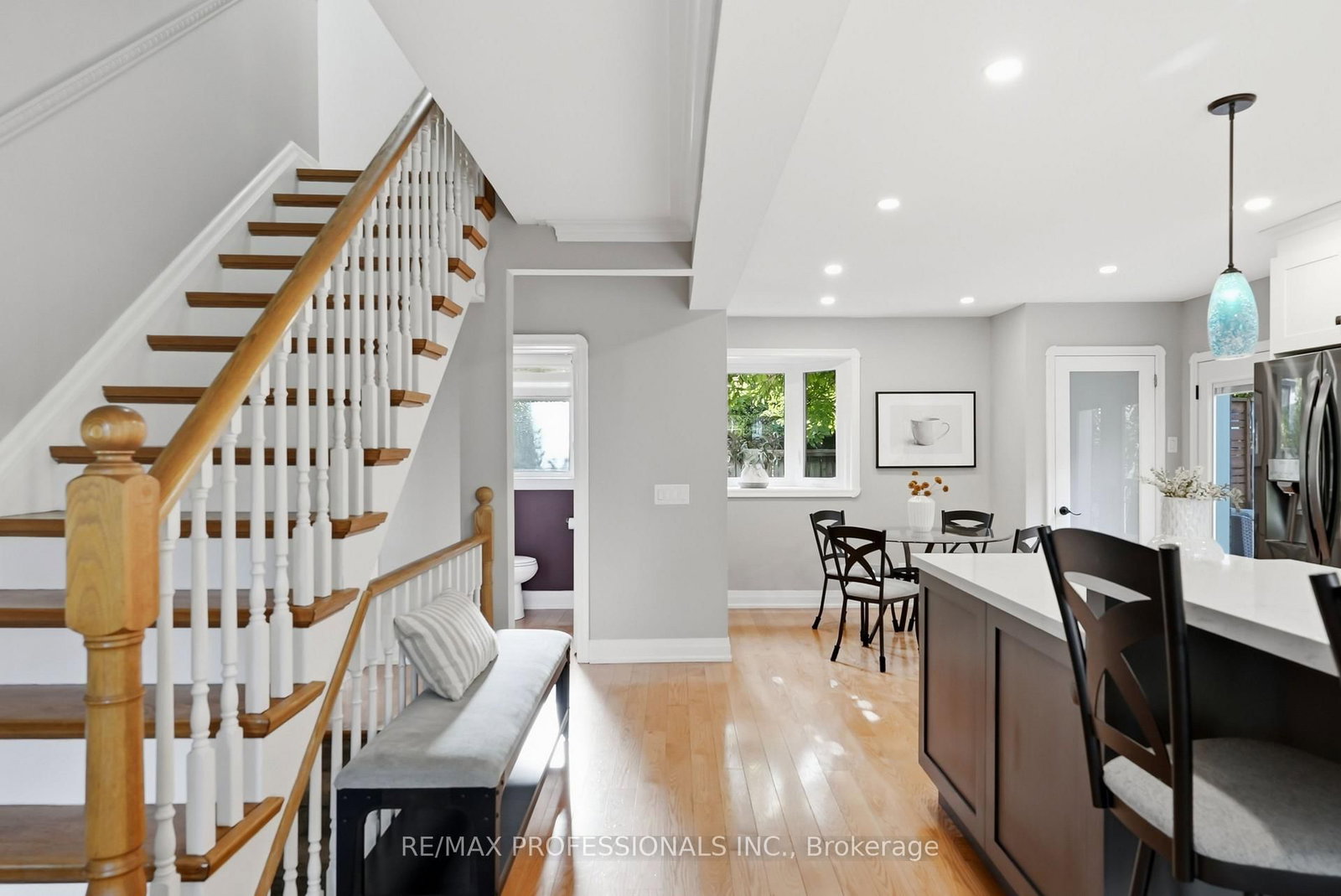 38 Ballacaine Drive • Toronto, ON photo 17