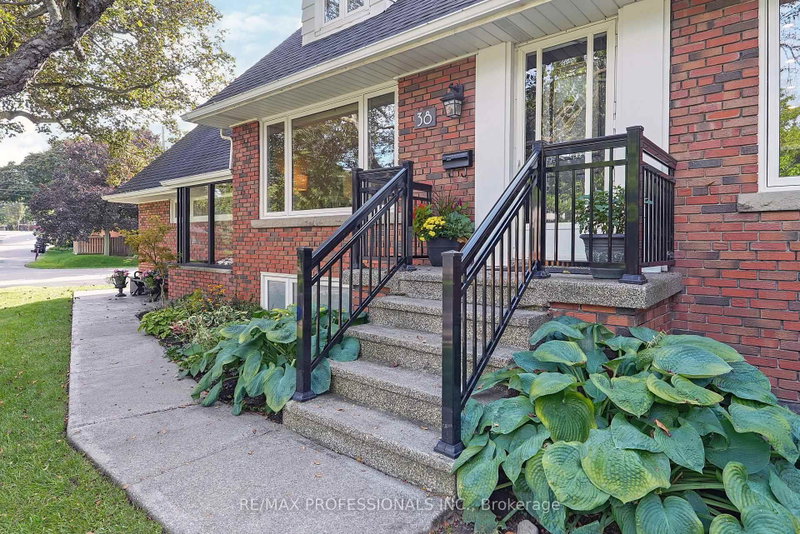 38 Ballacaine Drive