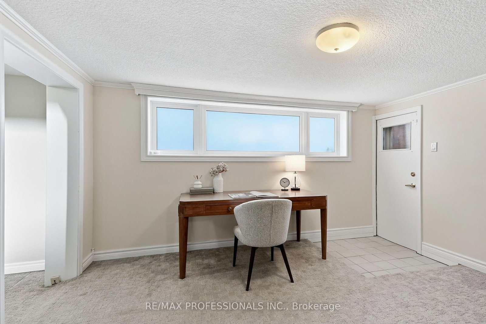 38 Ballacaine Drive • Toronto, ON photo 35