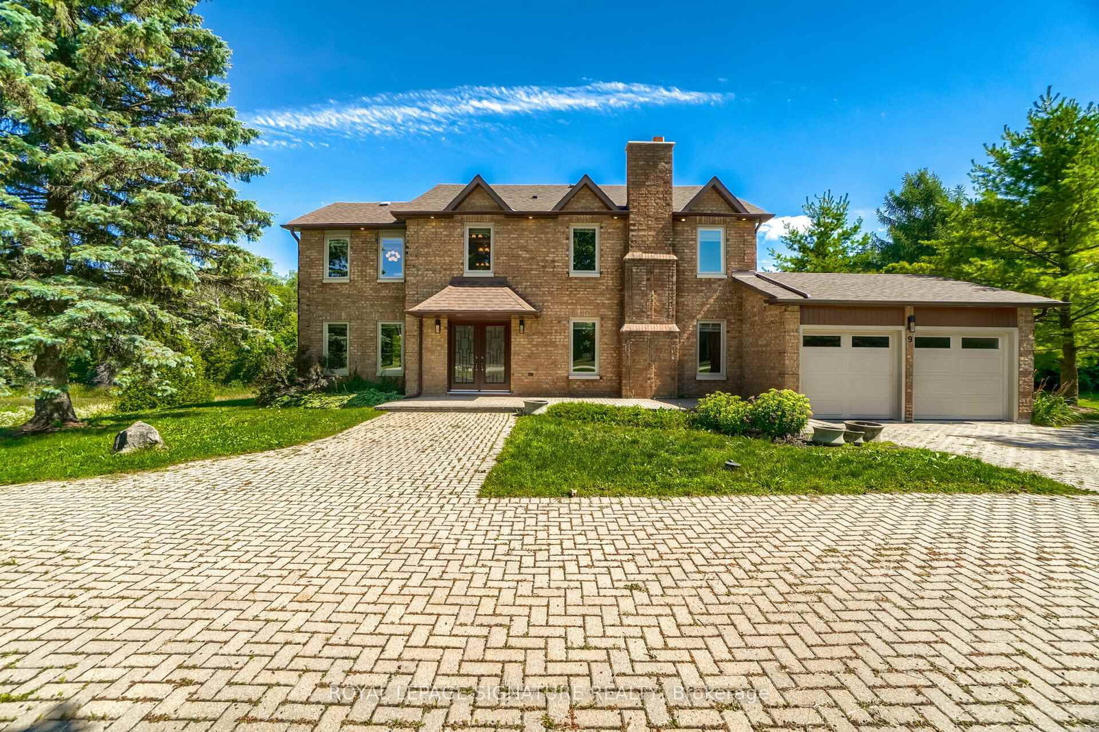 9 Elite Road • Caledon, ON photo 2