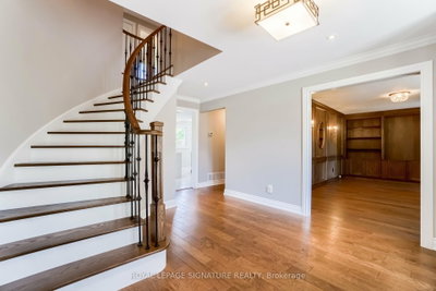 9 Elite Road • Caledon, ON photo 5