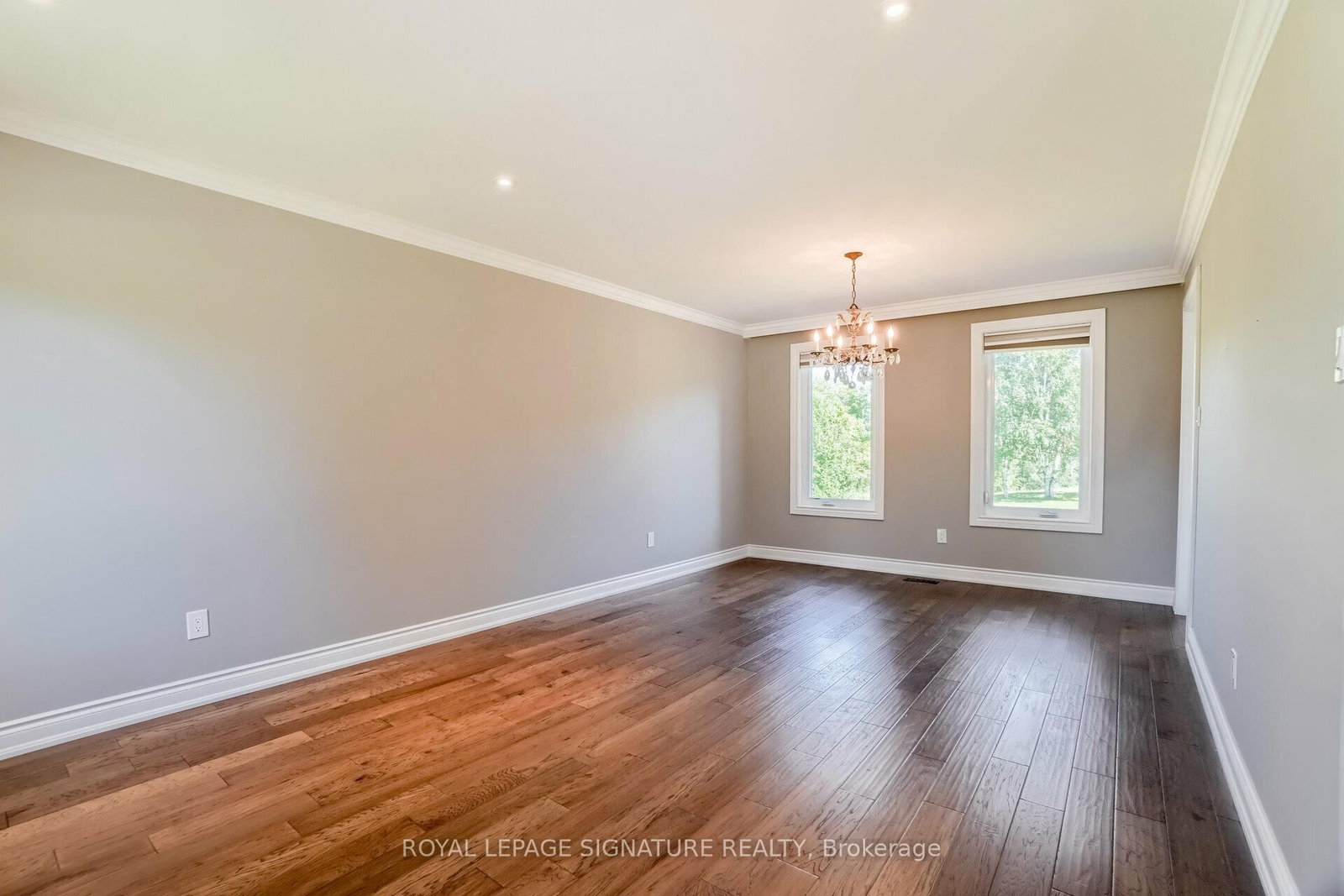 9 Elite Road • Caledon, ON photo 7