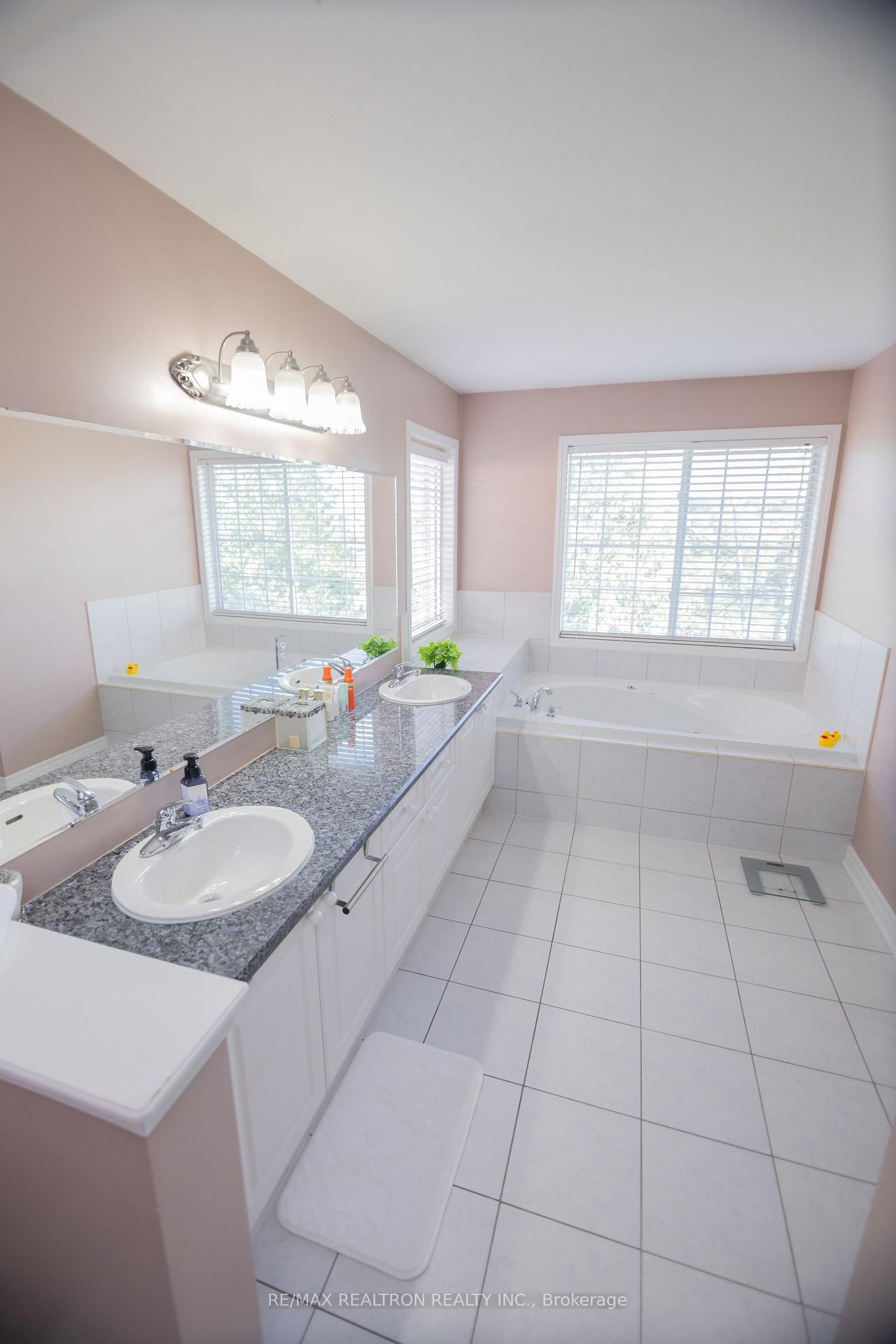 34 Catchfly Crescent • Brampton, ON photo 19