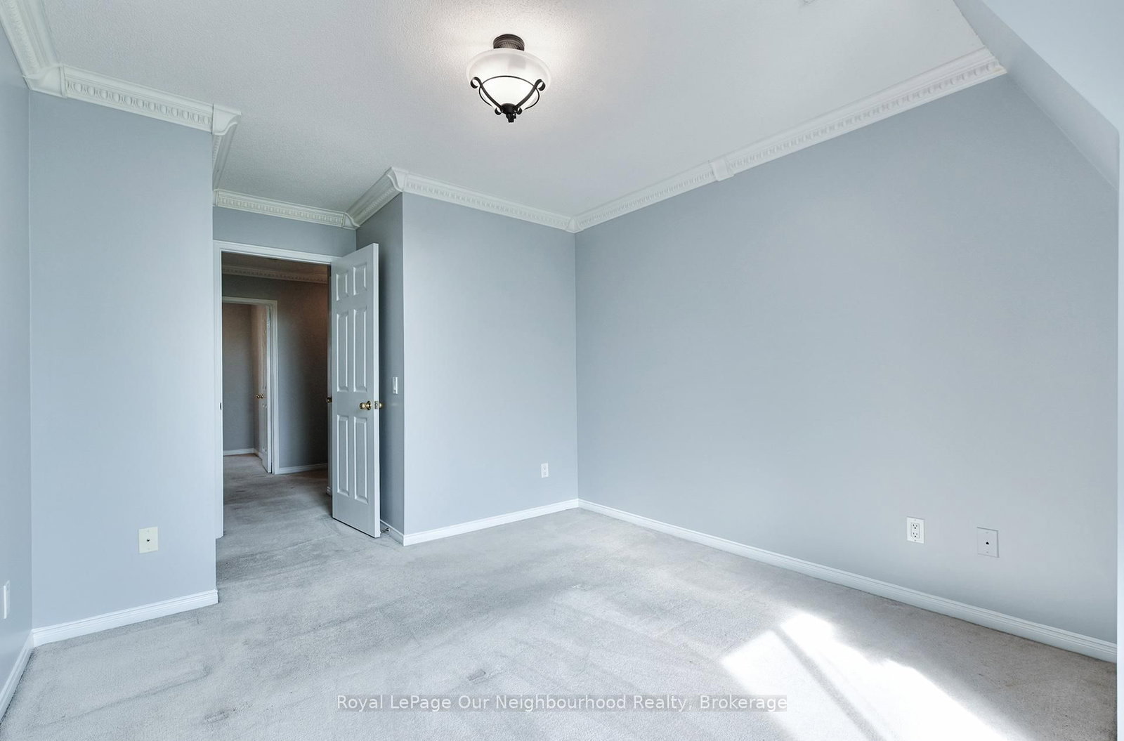 50 Strathaven Drive • #96 • Mississauga, ON photo 8