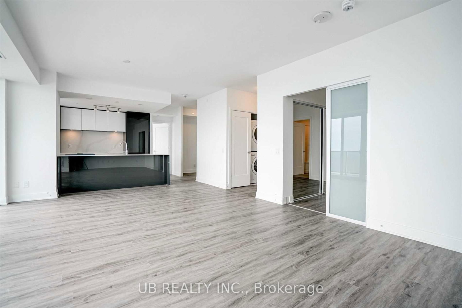 70 Annie Craig Toronto,ON M8V 0C4 — Photo 11