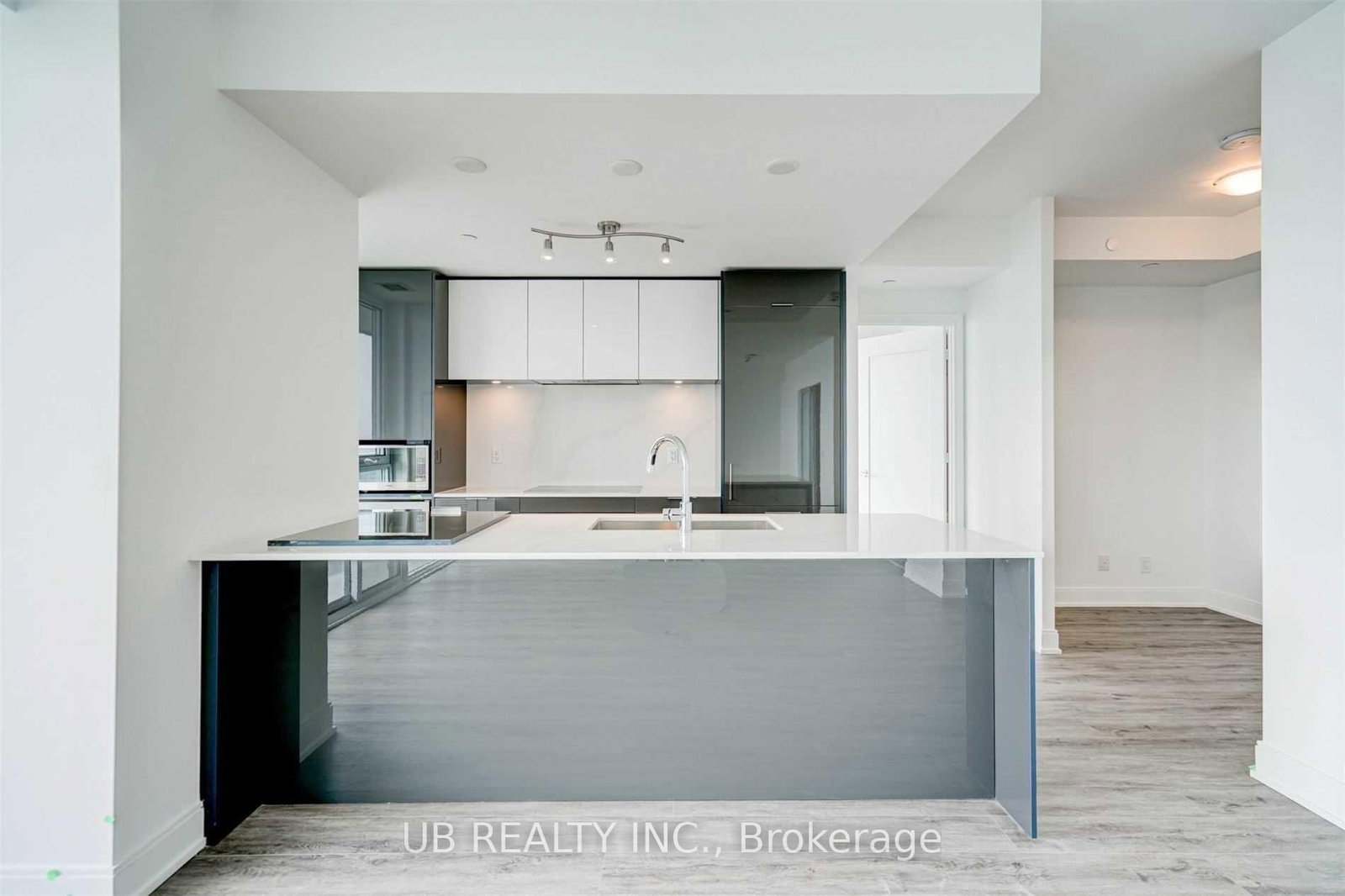 70 Annie Craig Toronto,ON M8V 0C4 — Photo 13