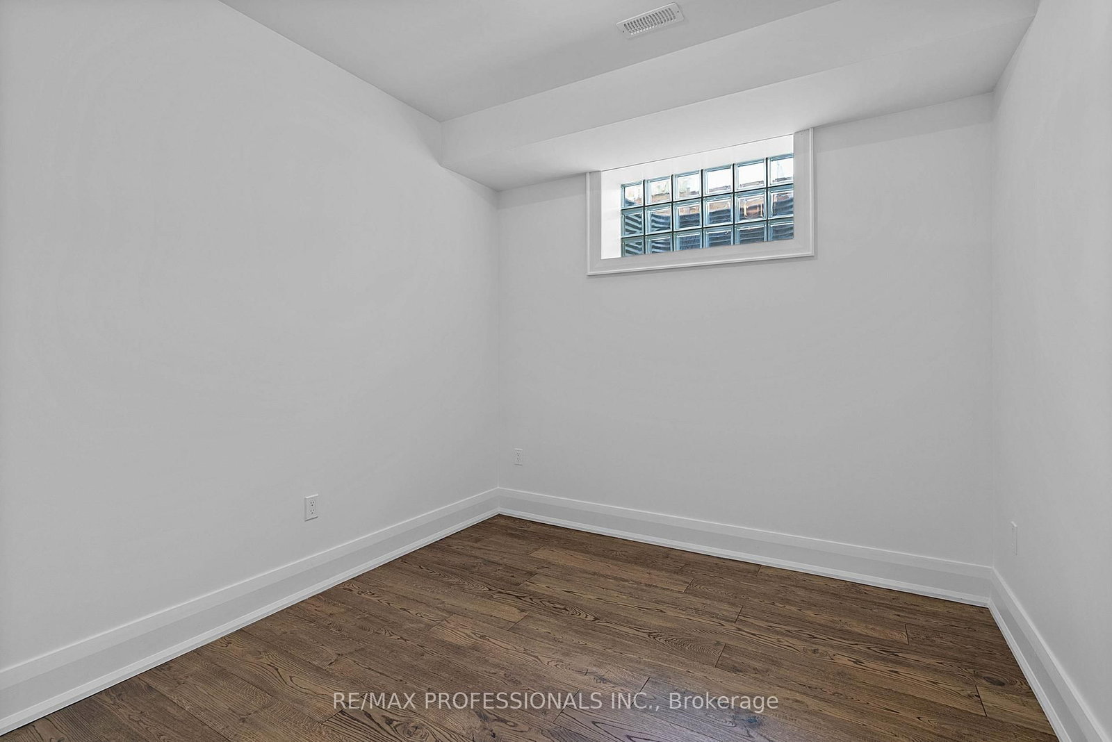 146 Thompson Avenue • Toronto, ON photo 39